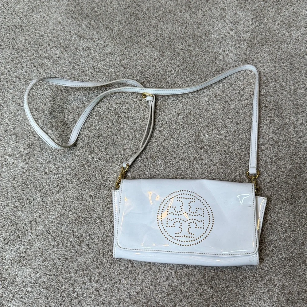 Tory Burch Kipp Perforated Logo Patent Leather Crossbody Bag White Gold